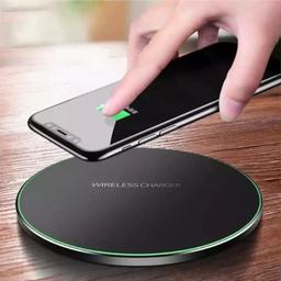 Refurbished 9eight5 Fast Charge Qi Wireless Charger Pad (10W) - Reebelo Canada