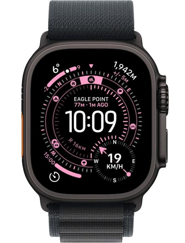Apple Watch Ultra 3 Titanium 49mm in Black in Premium condition
