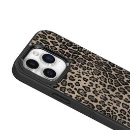Caseco iPhone 15 Pro Case With MagSafe - Leopard