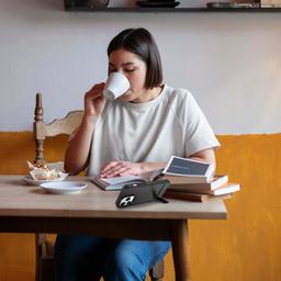 Caseco iPhone 15 Pro Kickstand Case With MagSafe - Black