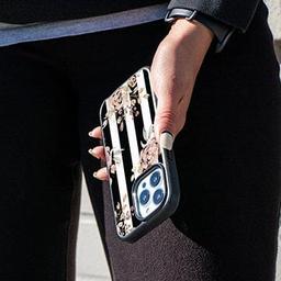 Caseco MagSafe iPhone 14 Black Flower Case