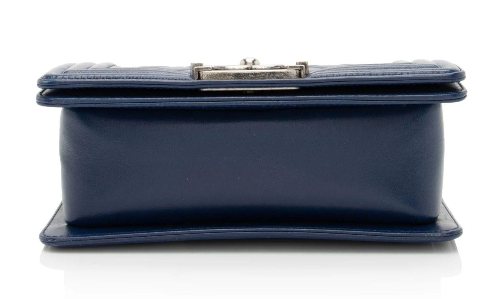 Refurbished Chanel Lambskin Small Boy Bag - Reebelo Canada