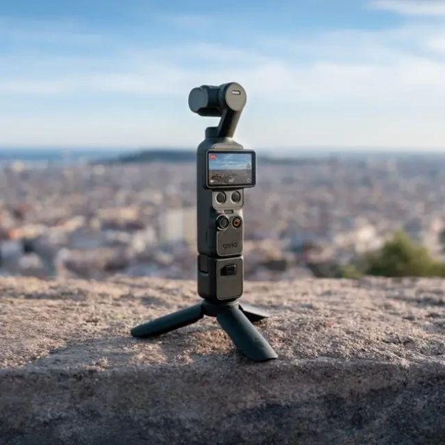 Refurbished DJI Osmo Pocket 4 Creator Combo - Reebelo Canada