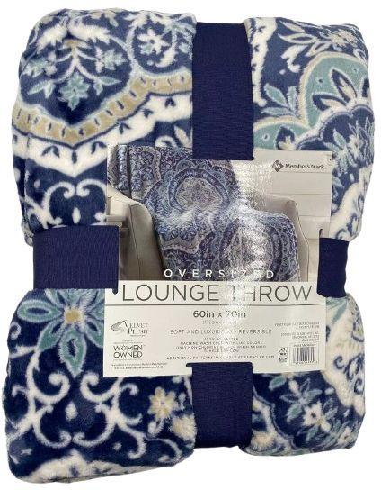 Member's Mark Oversized Lounge Throw 60in x 70in