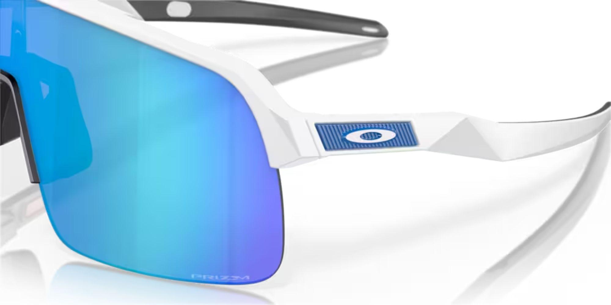 Refurbished Oakley Sutro Lite Prizm Sapphire Sunglasses - Reebelo Canada