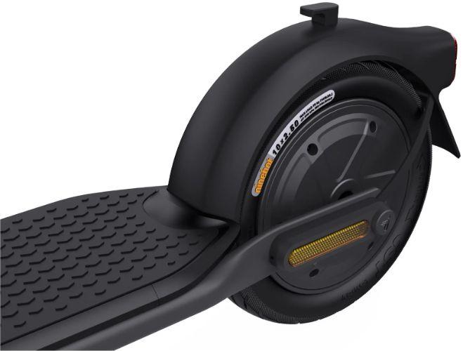 Refurbished Segway Ninebot Electric KickScooter F2 - Reebelo Canada