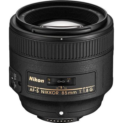 Nikon  AF-S NIKKOR 85mm f/1.8G Lens in Black in Excellent condition