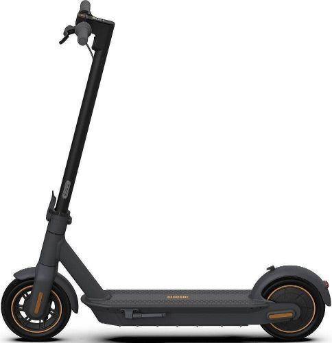 Segway  Ninebot KickScooter Max G30 in Black in Excellent condition