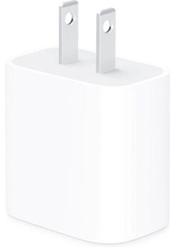 Apple  20W USB-C Power Adapter (US) in White in Premium condition