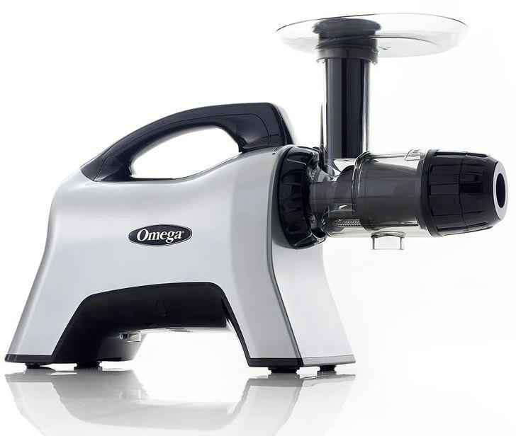 Omega NC1000HDS Premium Juicer and Nutrition System - Silver - Brand New